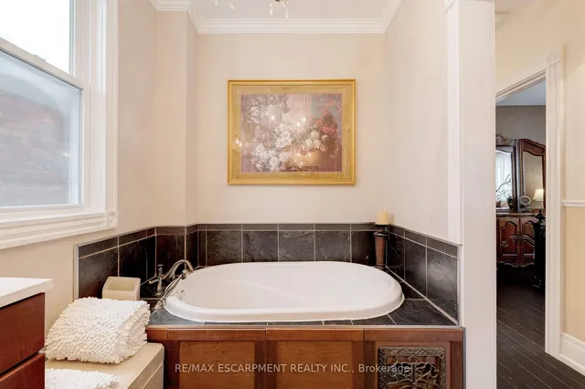 Additional image 31 of 80 Alanson St