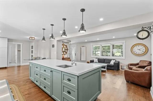 Additional image 19 of 851 WESTOVER Rd