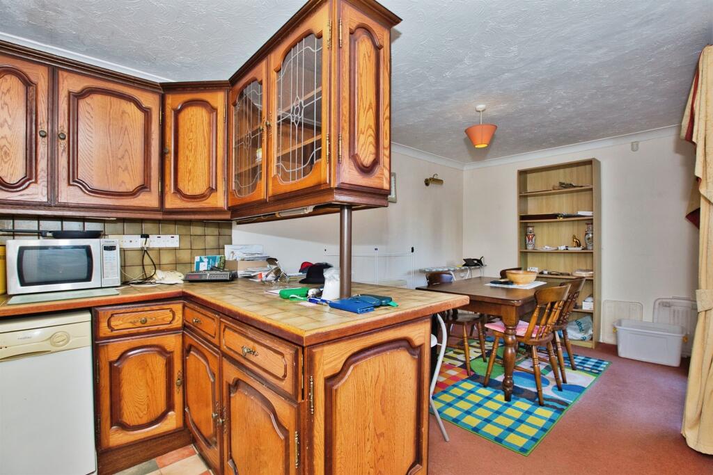 Additional image 8 of Welland Road, Yeovil