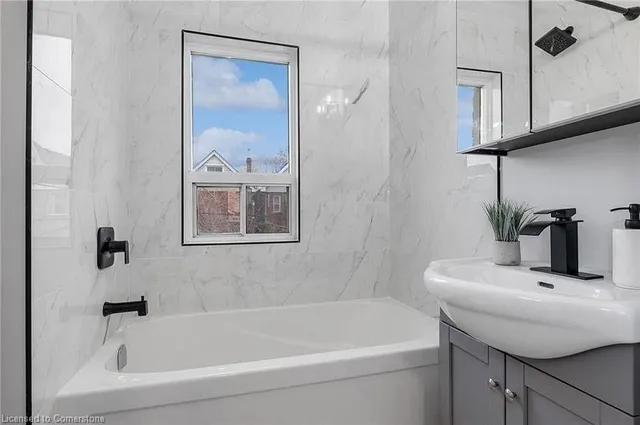 Additional image 14 of 42 Arthur Ave