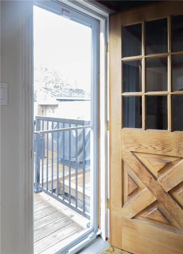 Additional image 33 of 195 KENSINGTON Ave