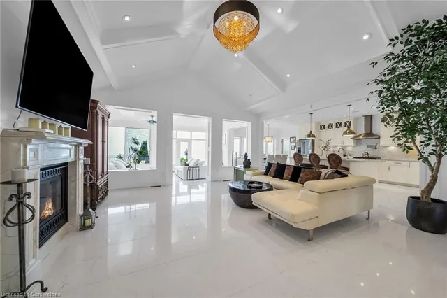Additional image 15 of 94 Seabreeze Cres