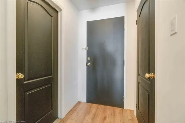 Additional image 3 of 135 James St Unit 315