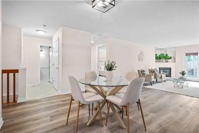 Additional image 13 of 810 GOLF LINKS Rd Unit 20