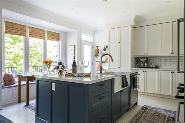 Additional image 16 of 120 PEER Crt