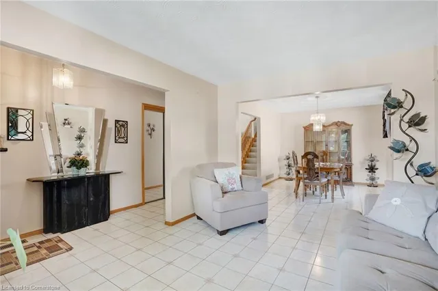 Additional image 19 of 2 Mark Pl