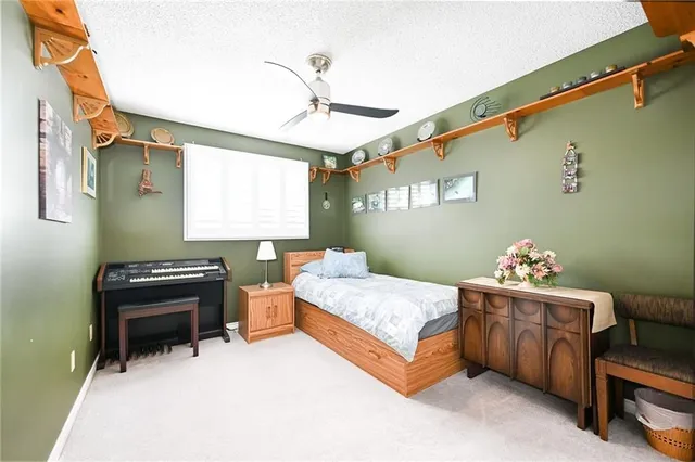 Additional image 22 of 38 LAKEGATE Dr