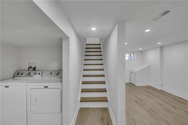 Additional image 29 of 1 ATHENS St