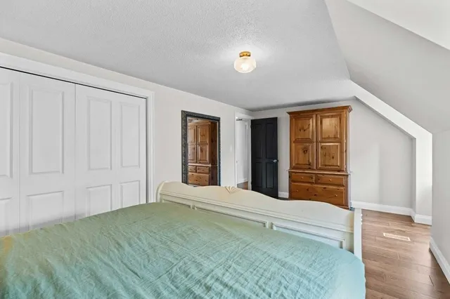 Additional image 32 of 851 WESTOVER Rd