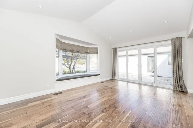 Additional image 11 of 106 Overdale Ave