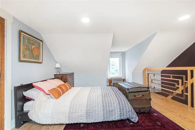 Additional image 36 of 205 WENTWORTH St