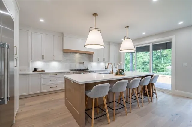 Additional image 13 of 262 ROBINA Rd