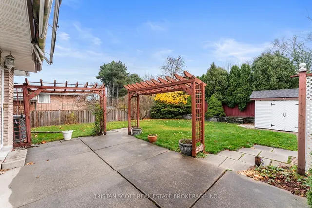 Additional image 24 of 79 Glen Castle Dr