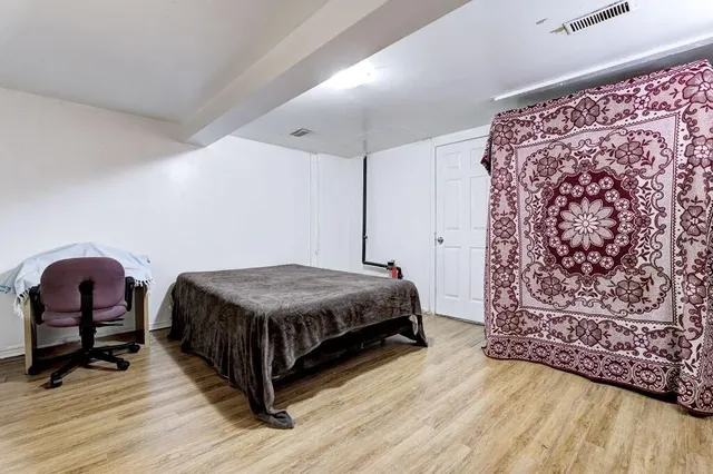 Additional image 42 of 591 TEMPLEMEAD Dr