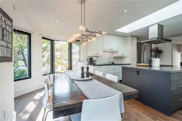 Additional image 15 of 97 OVERDALE Ave