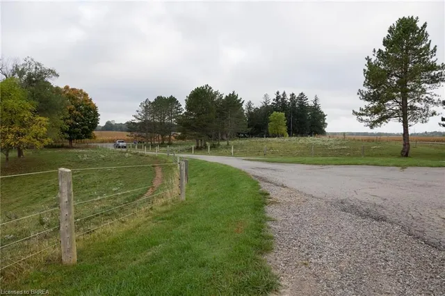 Additional image 19 of 2606 Harrisburg Rd