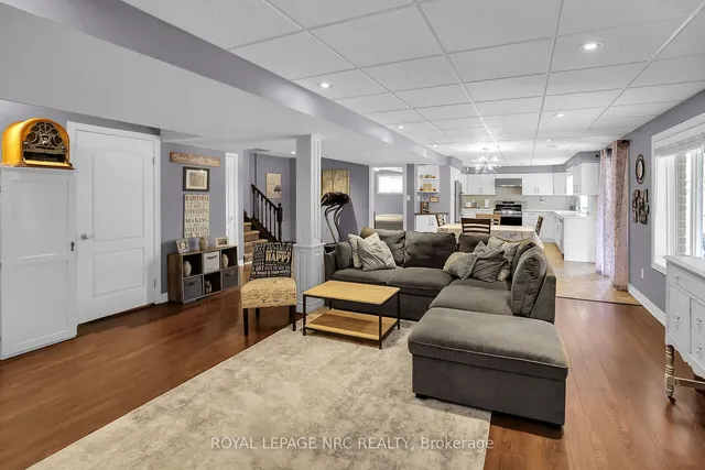 Additional image 17 of 11 Vision Pl