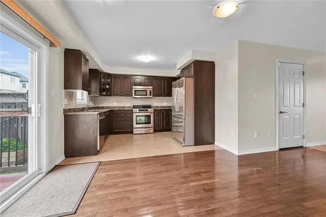 Additional image 9 of 25 NEWPORT Cres