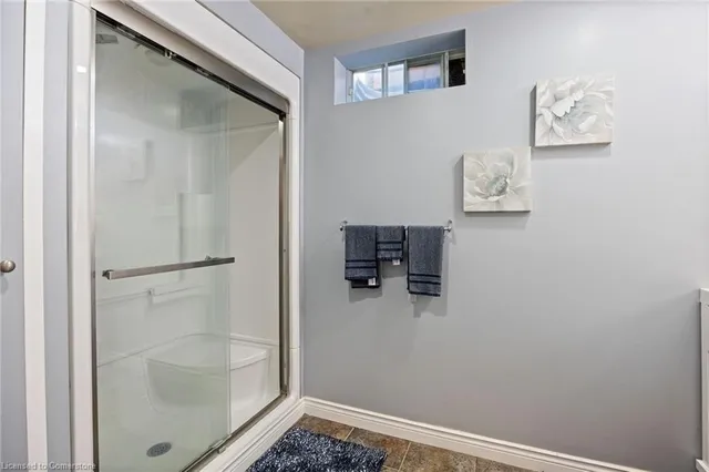 Additional image 27 of 12 Portal Crt