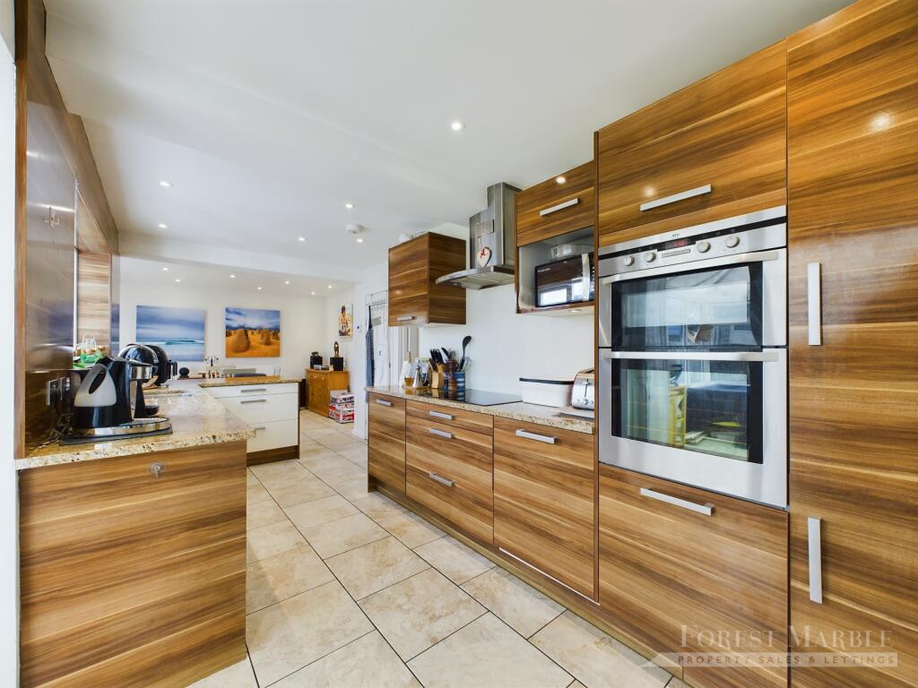 Additional image 10 of Orchard Close, Frome