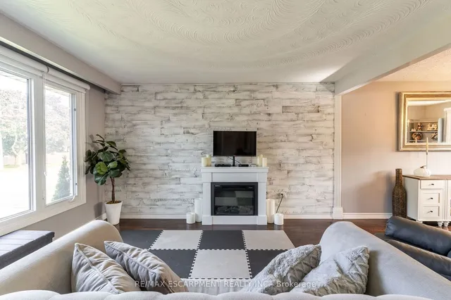 Additional image 6 of 59 REGENT Ave