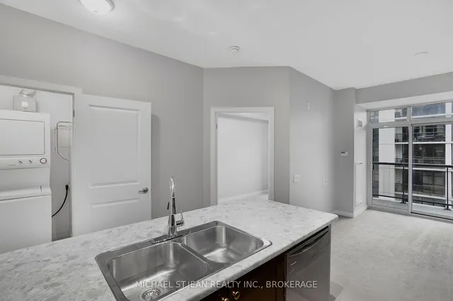 Additional image 23 of 85 Robinson St Unit 702