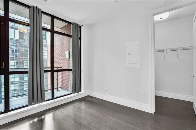 Additional image 29 of 112 King St Unit 1111