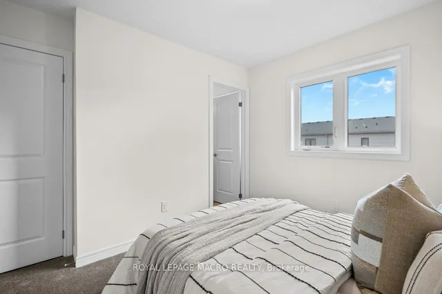 Additional image 21 of 12 Reid Ave