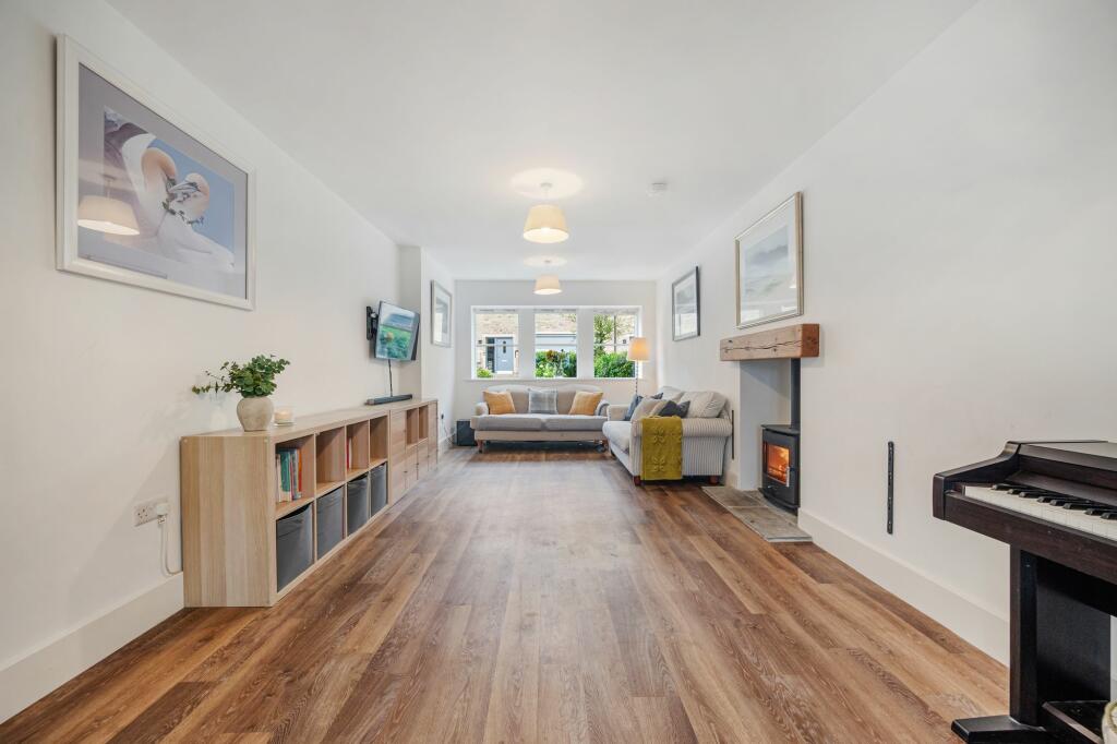 Additional image 5 of Modern 4-Bed Countryside Home with Gardens, Driveway & Garage – Available Now!