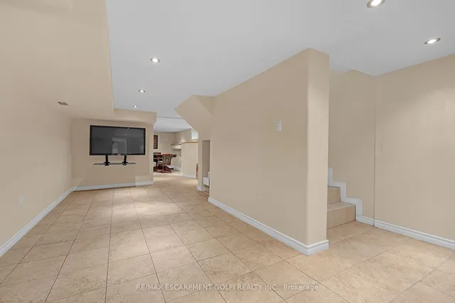 Additional image 29 of 183 Federal St