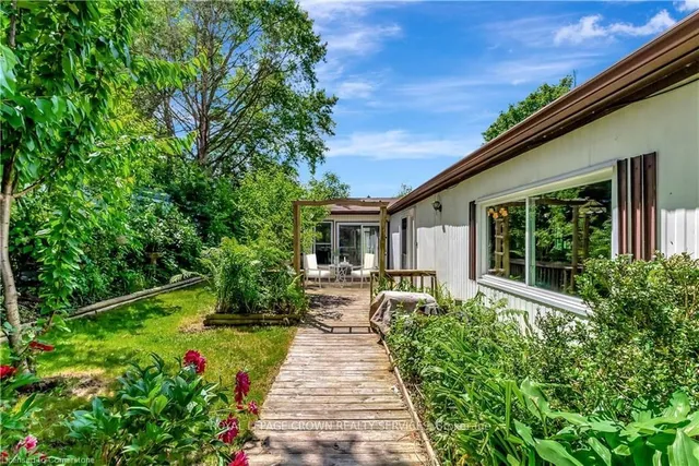 Additional image 4 of 126 Maple Cres