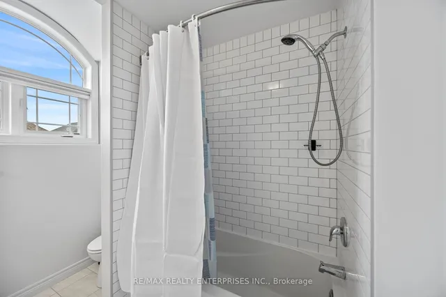 Additional image 25 of 8 Thornbury Crt