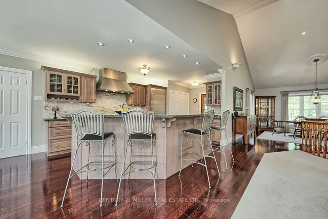 Additional image 26 of 27 Weneil Dr