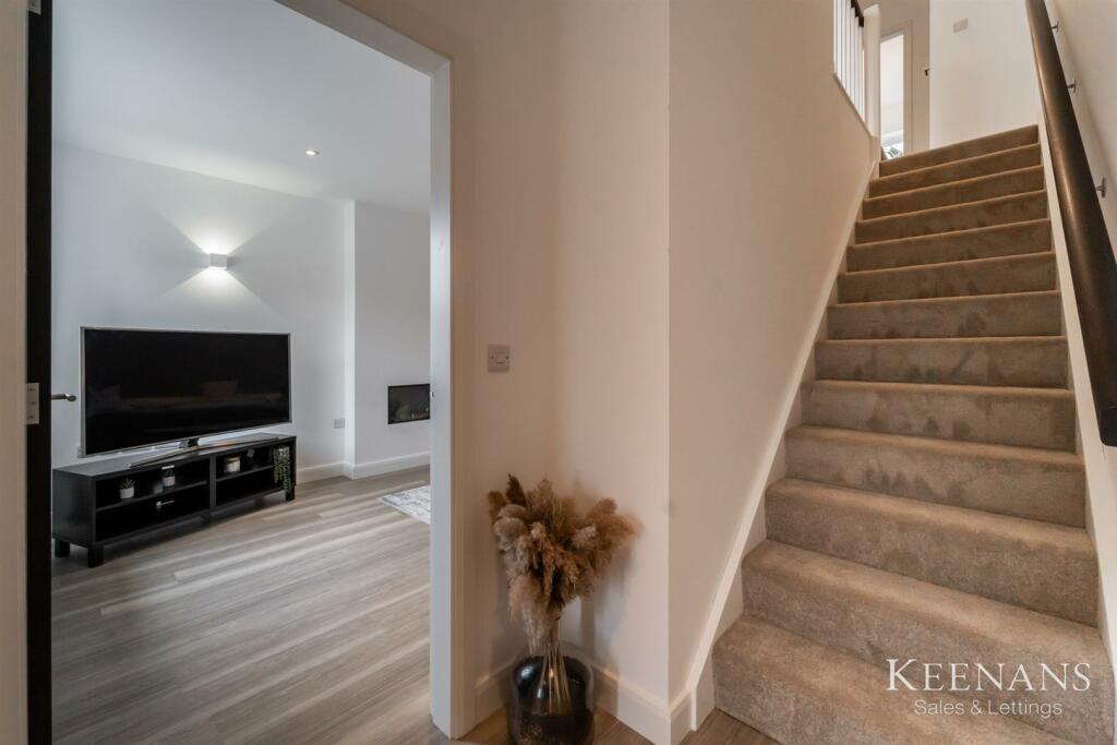 Additional image 23 of Victoria Terrace, Mellor