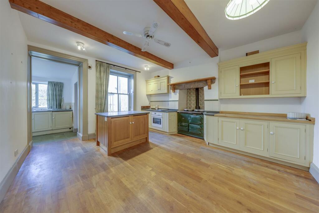 Additional image 11 of 5 Bed Character Home, ~3,000sqft, Superb Potential To Add Value