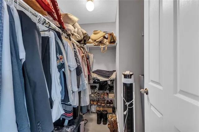 Additional image 33 of 211 VINTON Rd