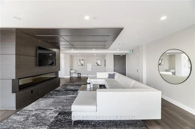 Additional image 34 of 15 QUEEN St Unit 1411