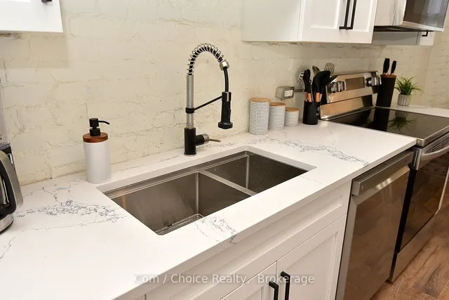 Additional image 15 of 277 Main St