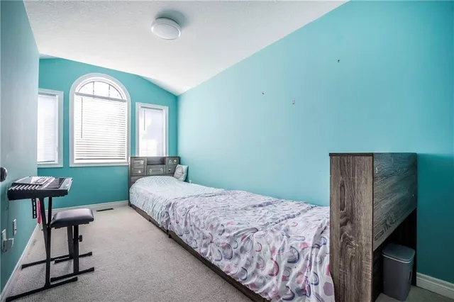 Additional image 16 of 607 KNOX Ave