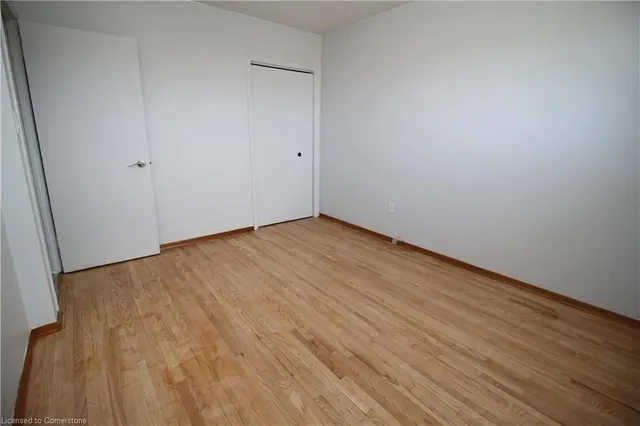 Additional image 16 of 19 Delena Ave