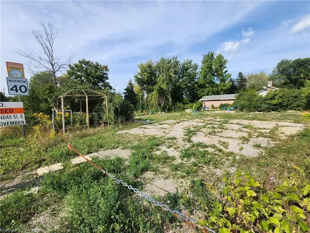 Additional image 8 of 559 Dundas St