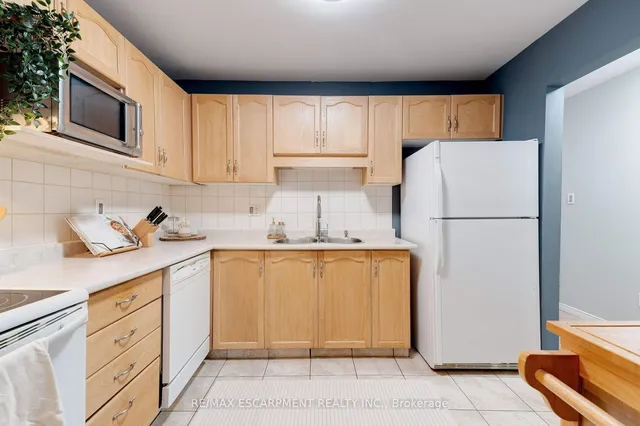 Additional image 9 of 386 Highland Rd Unit 31