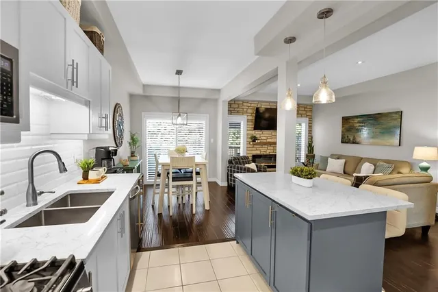 Additional image 6 of 310 FALL FAIR Way Unit 16