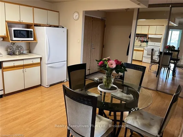 Additional image 5 of 21 EAST Ave Unit 604