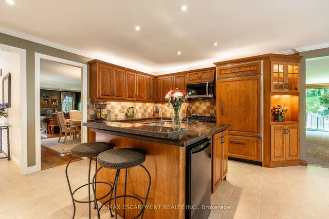 Additional image 10 of 47 Woodend Dr