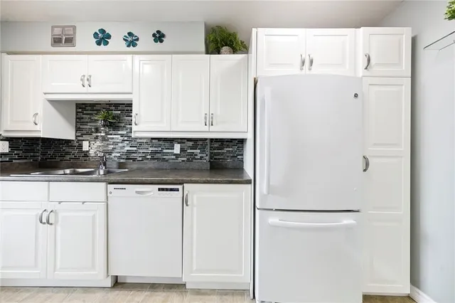 Additional image 16 of 1966 MAIN STREET Unit 1508