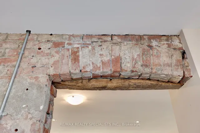 Additional image 15 of 94 Glendale Ave