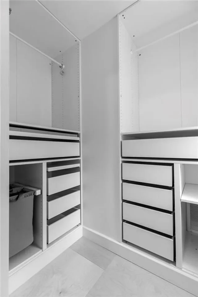 Additional image 21 of 36 JAMES St Unit 702
