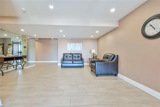 Additional image 32 of 99 DONN Ave Unit 605