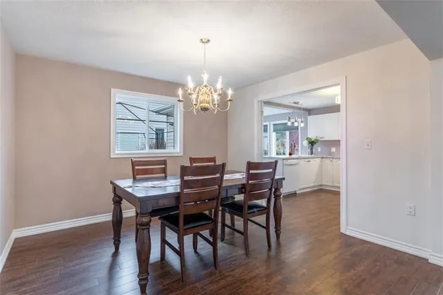 Additional image 16 of 114 GLENARIFF Dr